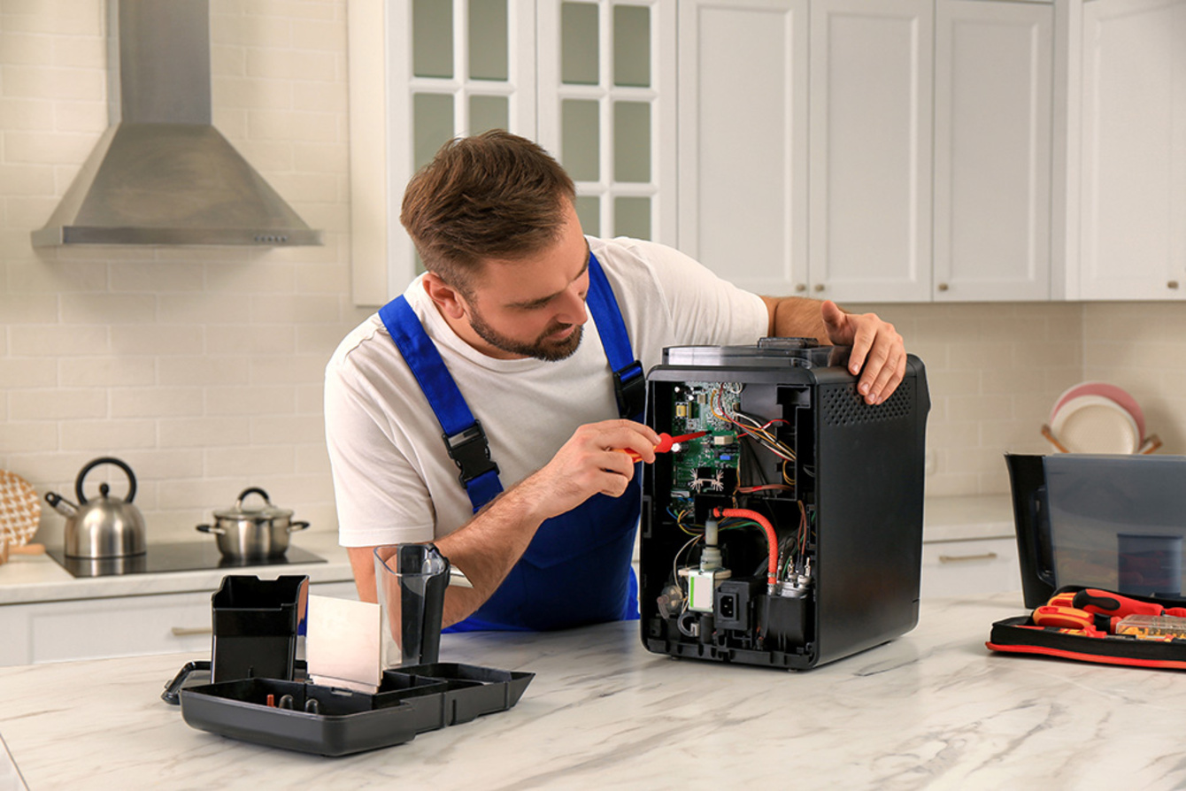 Kaffeevollautomaten-Service bei Wiedmann Elektrotechnik in Burgthann / Großvoggenhof