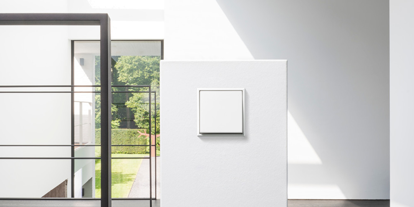 JUNG Schalterprogramme bei Wiedmann Elektrotechnik in Burgthann / Großvoggenhof