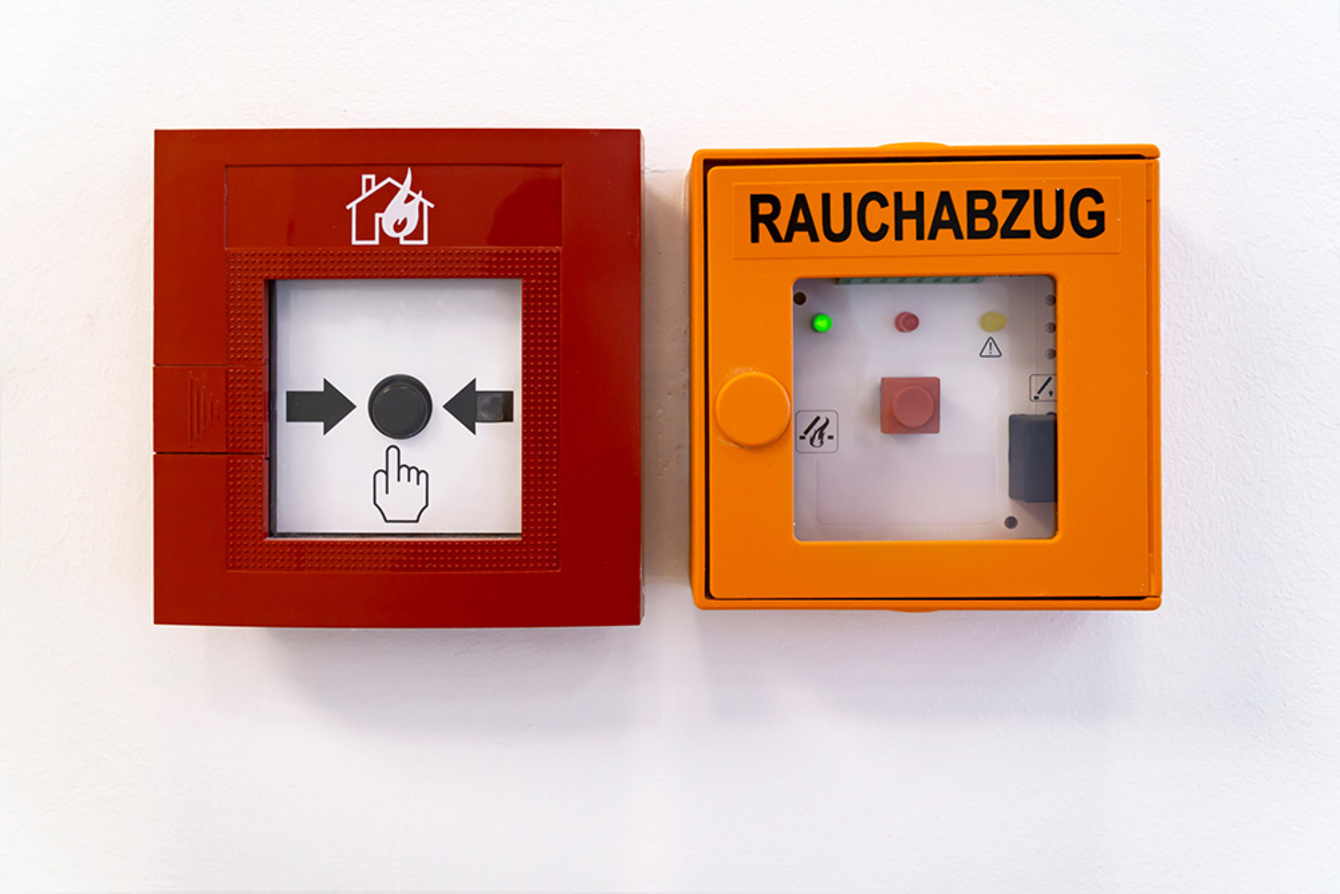 Rauchwärme­abzug bei Wiedmann Elektrotechnik in Burgthann / Großvoggenhof